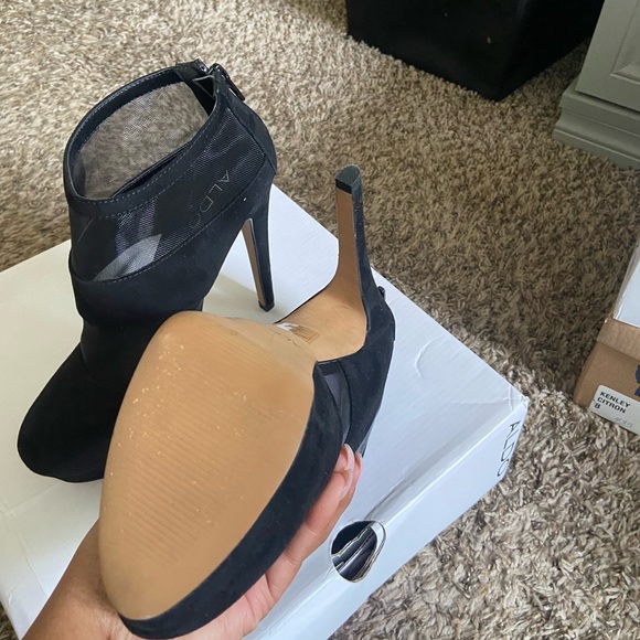 Aldo Allum Black Mesh and Suede Heel - Picture 2 of 5